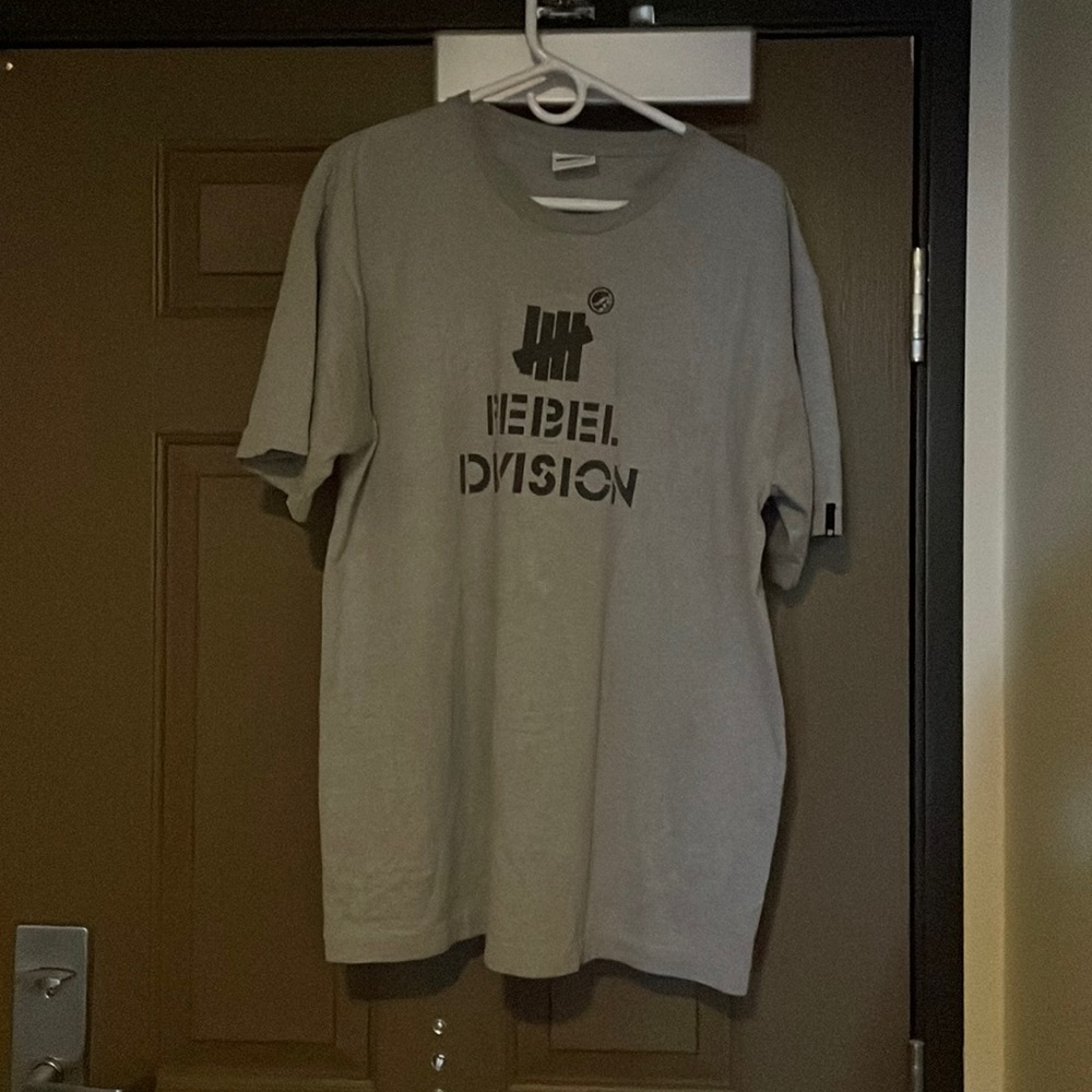 UNDEFEATED shirt
